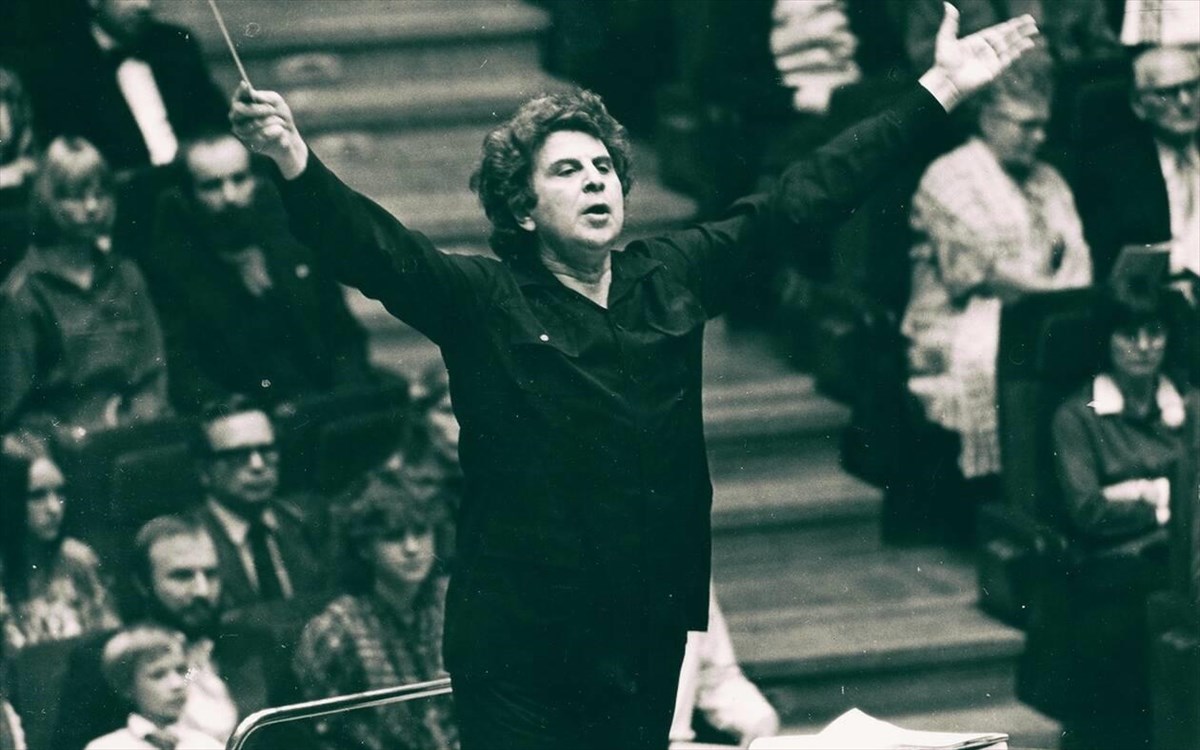 mikis-theodorakis